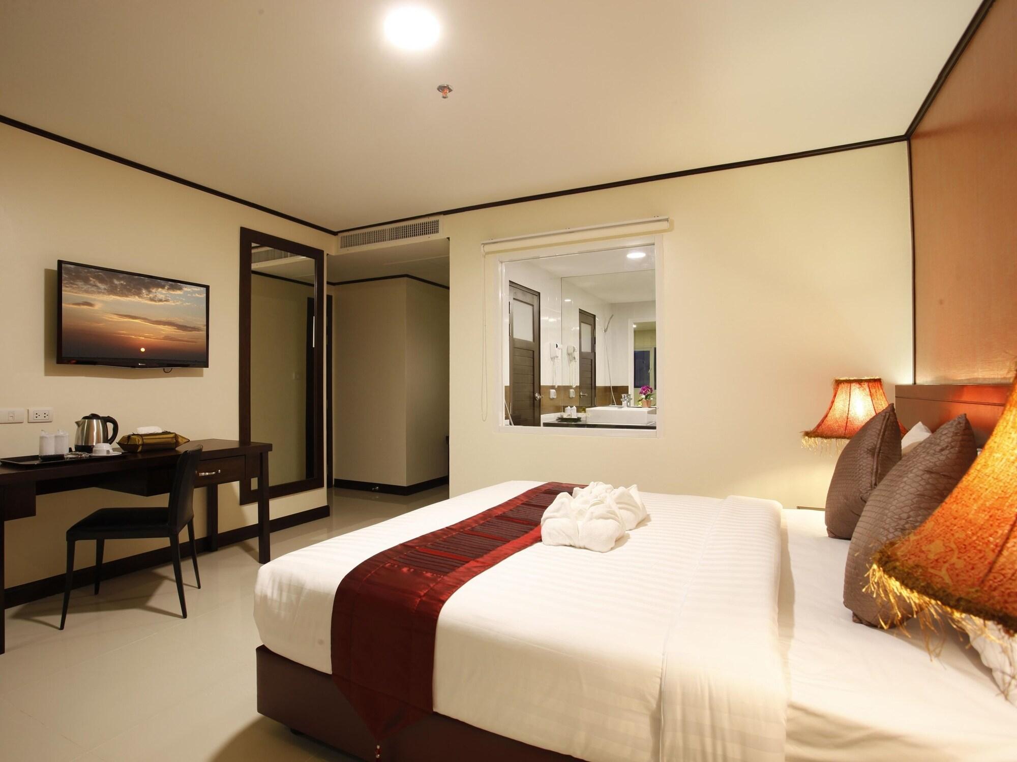 Orchid Resortel Patong Esterno foto