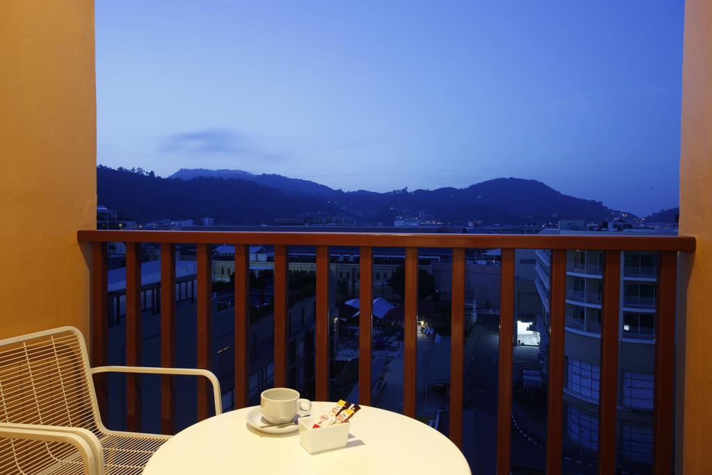 Orchid Resortel Patong Esterno foto